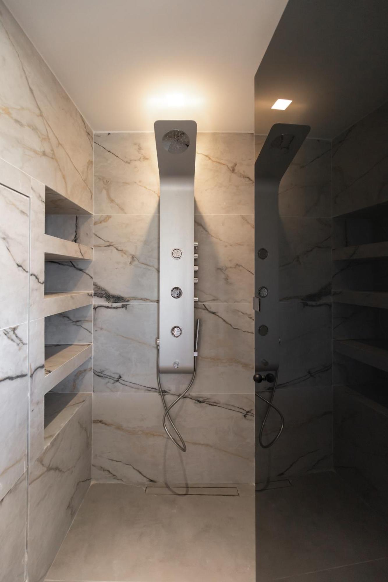 Marble Luxury Suites Karteros Zimmer foto